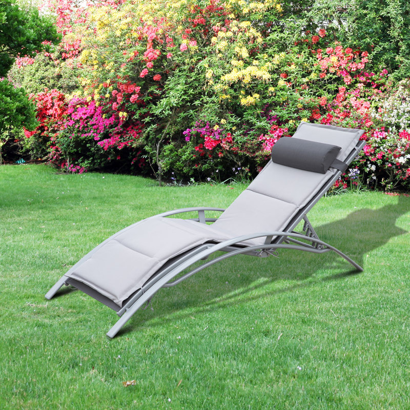 Chaise longue inclinable simple avec coussin de 67 po de longueur Laforce, Beige