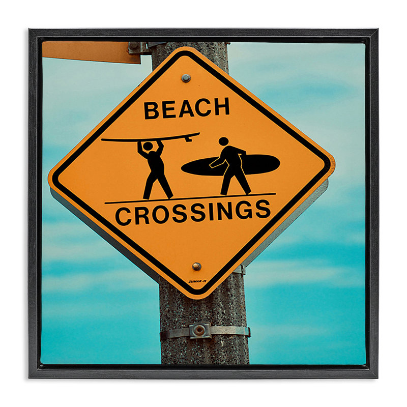«Beach Crossing Sign», art mural encadré flottant par Ashley Singleton, Cadre flottant noir de jais, H 25 po x l 25 po