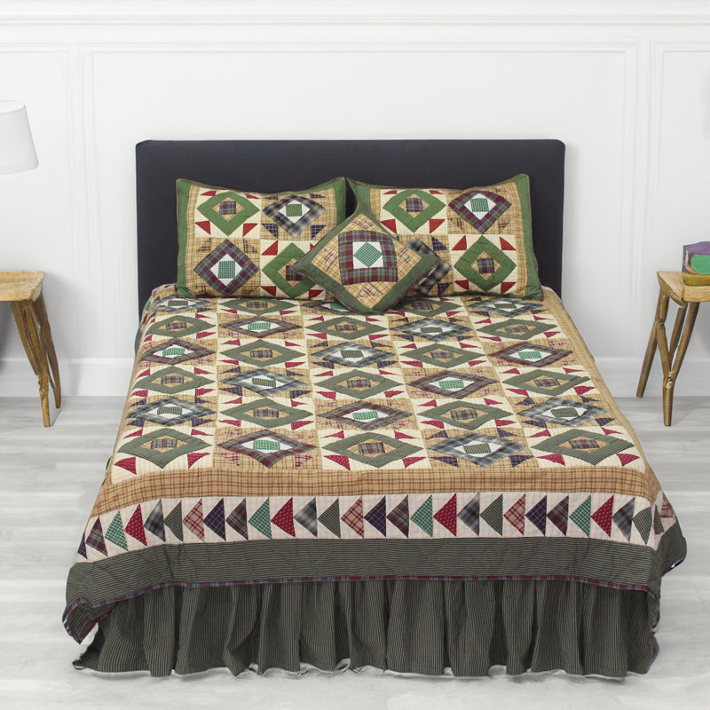 Square Diamond Farmhouse / Country Patchwork Quilt, Full / Queen Quilt