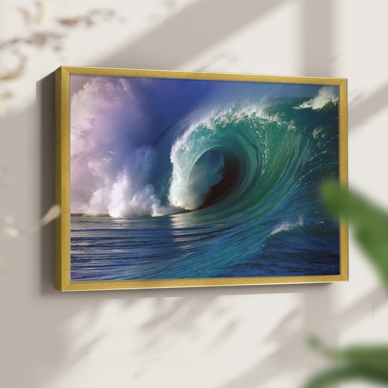 Waimea Bay - Reproduction encadrée - Restickable, H 22 po x l 28 po, Or