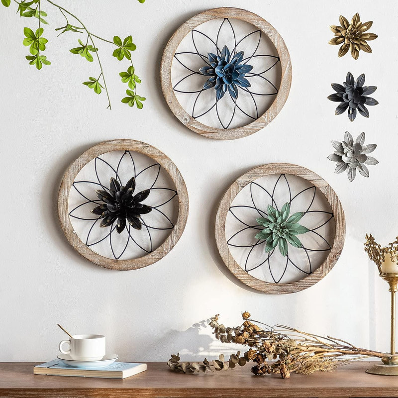 Wall Decor on Metal