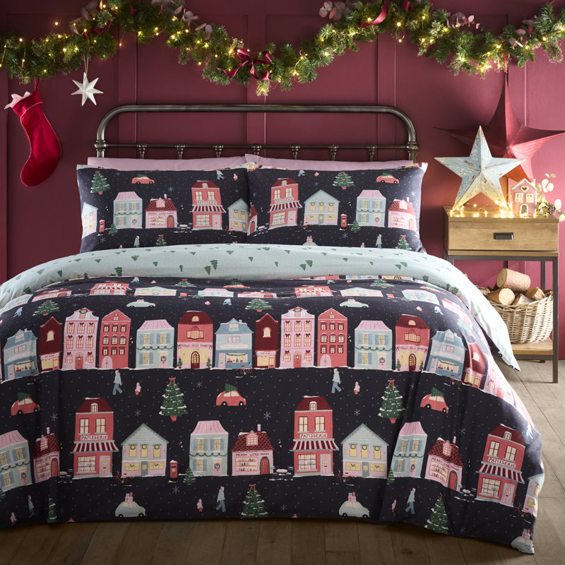 Fusion Christmas Houses Duvet Cover Set Navy, King Size Bed (230 x 220 cm)