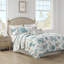 Ensemble de courtepointe réversible de six articles en satin de coton à densité du tissage de 210 fils avec coussins décoratifs Pebble Beach-412516662-499890275