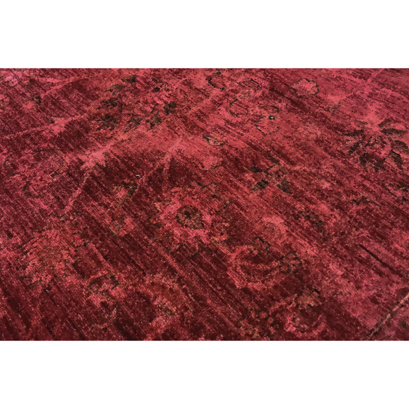 Tapis rouge noué à la main de haute qualité