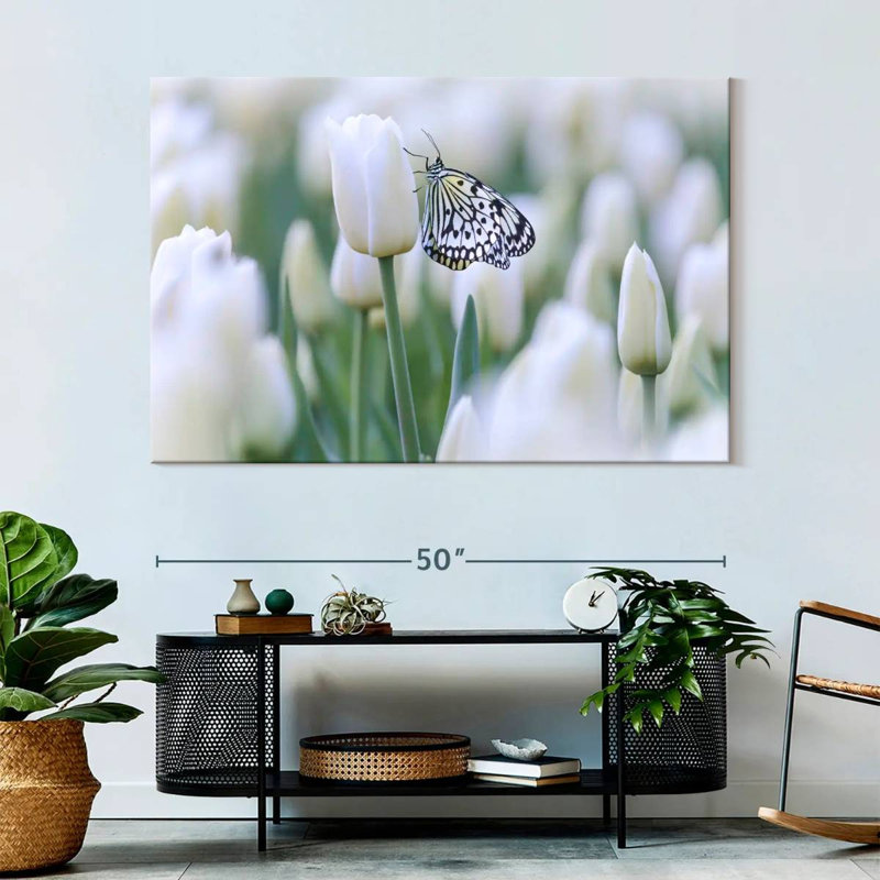 Papillon blanc perlé Brampt, H 34 po x l 51 po