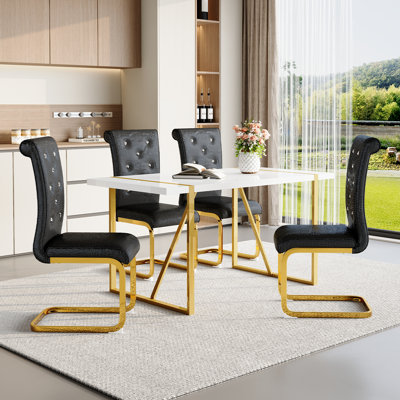 Ensemble de table de salle à manger 55 po, table et chaises de cuisine en bois avec plateau en panneau de fibres à densité moyenne laqué épais et chaises en similicuir