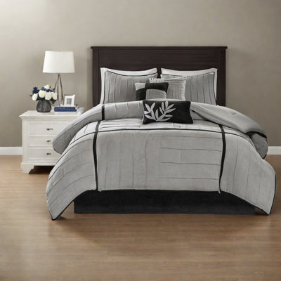 Luxurious Grey Suede Bedding Sets, Polyester Queen, Cozy Modern Home