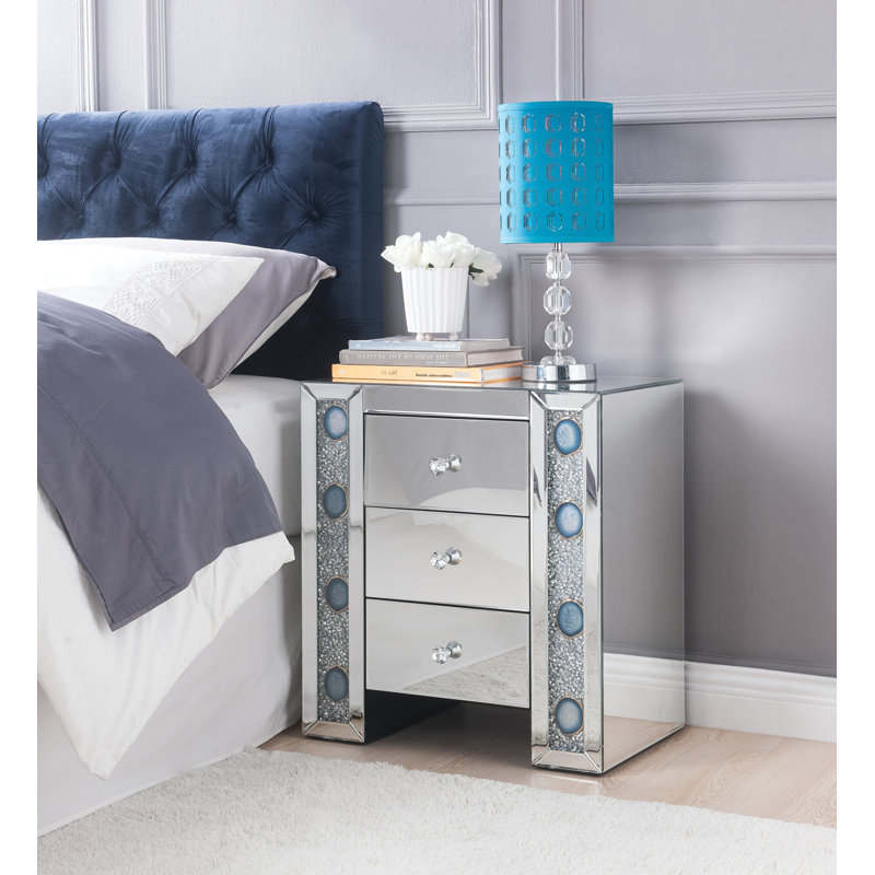 Maybritt 21.6'' W Nightstand