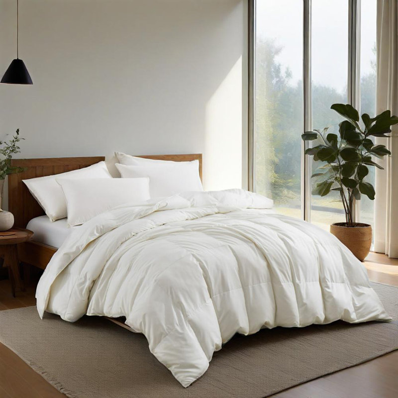 All-Season Cloud Comforter, Queen