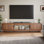 Meuble télé moderne en bois avec portes coulissantes en rotin cannelé et rangement ouvert