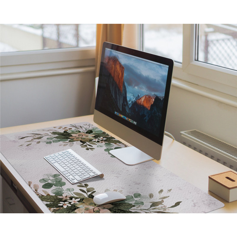 Guero Vegetable Composition Desk Pad