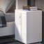 Armoire blanche 16,14 po avec empreintes digitales
