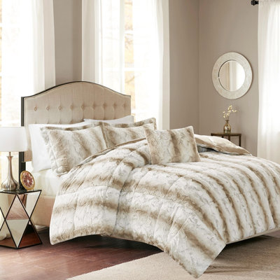 Luxury Faux Fur Comforter  4pc 4pc Soft Touch