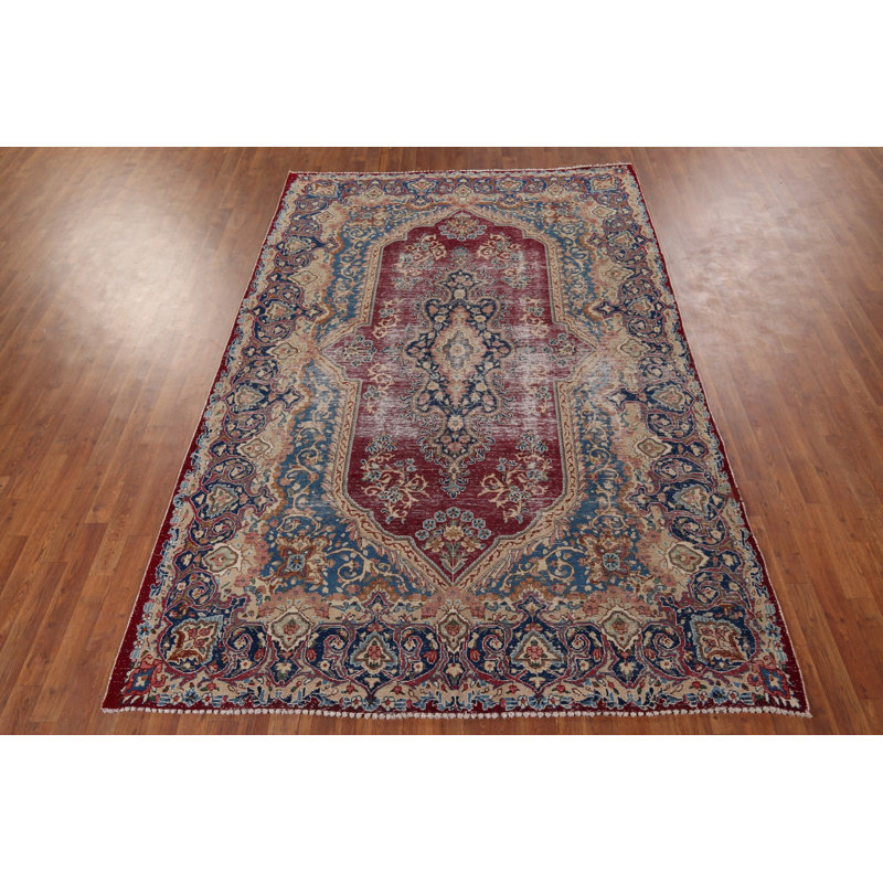 Tapis traditionnel délavé à motif géométrique 7 x 10