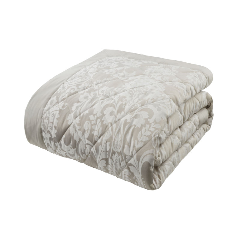 Classic Damask Quilted 220x230cm Bedspread Natural