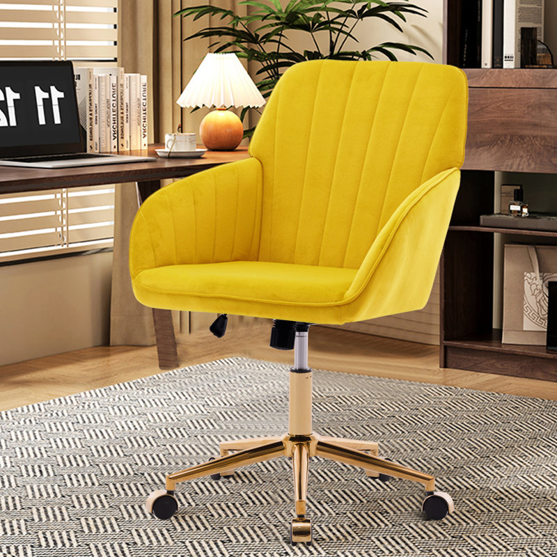 Fauteuil de bureau Ty avec coussin et base dorée, velours jaune vif pour une ambiance luxueuse confortable en jaune ensoleillé, base dorée stable