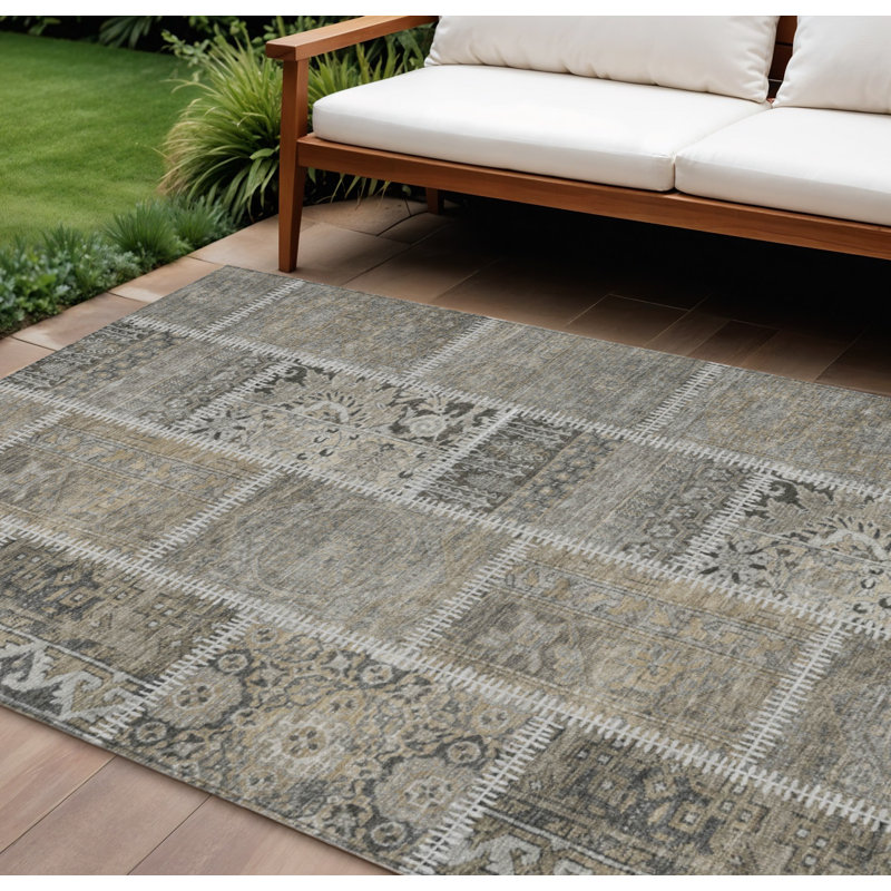 Tapis intérieur / extérieur 9 pi x 12 pi taupe beige et brun clair