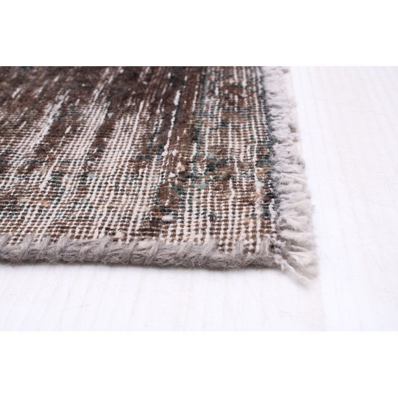 Tapis gris foncé à transition de couleur 6 pi 4 po x 9 pi 10 po