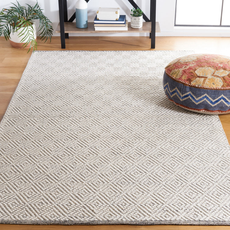Zahid Hand Woven Geometric Rug