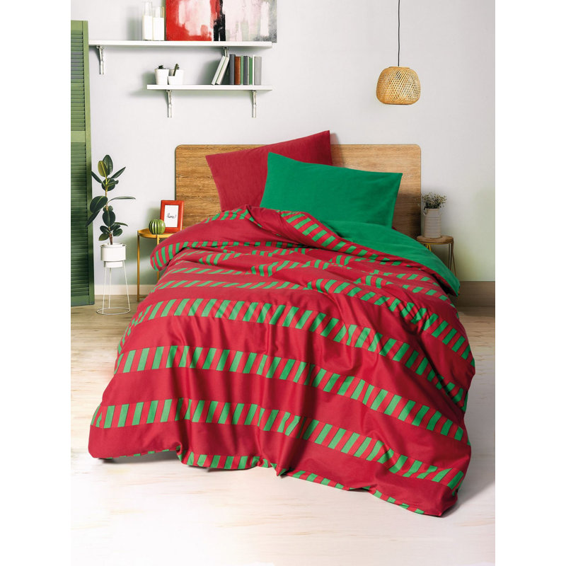 Christmas-Themed Ranforce Quilt Cover Set, 100% Cotton, Green & Red | Duvet Cover 55.1 x 78.7 inches, Pillowcase 23.6 x 23.6 inches | Reactive Printing, Machine Washable, Button Closure Design | Festive Holiday Home Decor