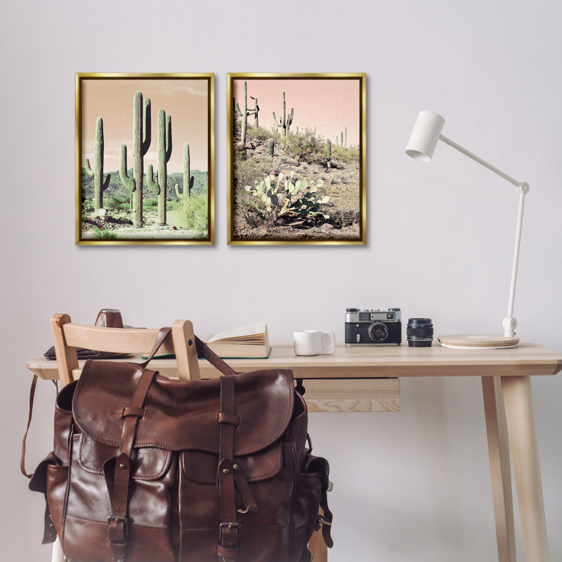 «Saguaro Cactus Desertscape», ensemble de 2 toiles flottantes encadrées par Susan Bryant, Cadre flottant métallique doré