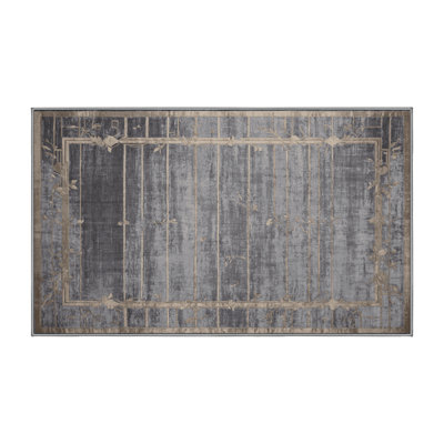 Tapis gris soyeux et moelleux