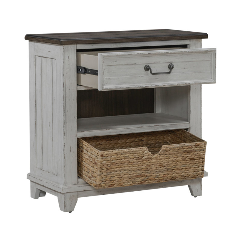 Ensemble de chambre à coucher avec grand lit à panneaux et deux commodes de chevet Chalita, Grand