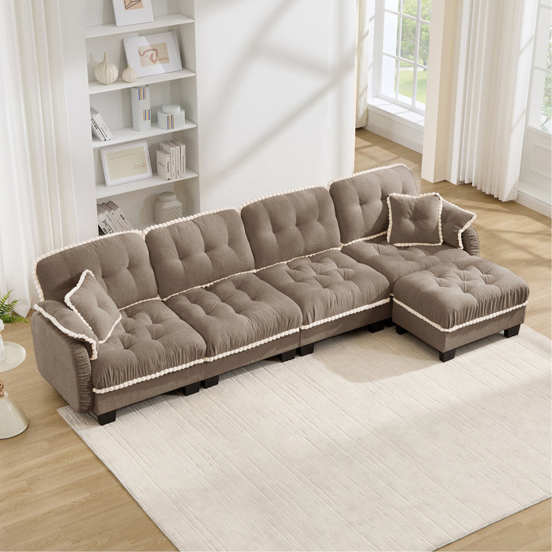 Canapé en forme de L en chenille avec 4 coussins, repose-pieds mobile et garniture capitonnée matelassée de conception ergonomique, canapé à assise profonde facile à assembler pour le bureau du salon, appartement, brun