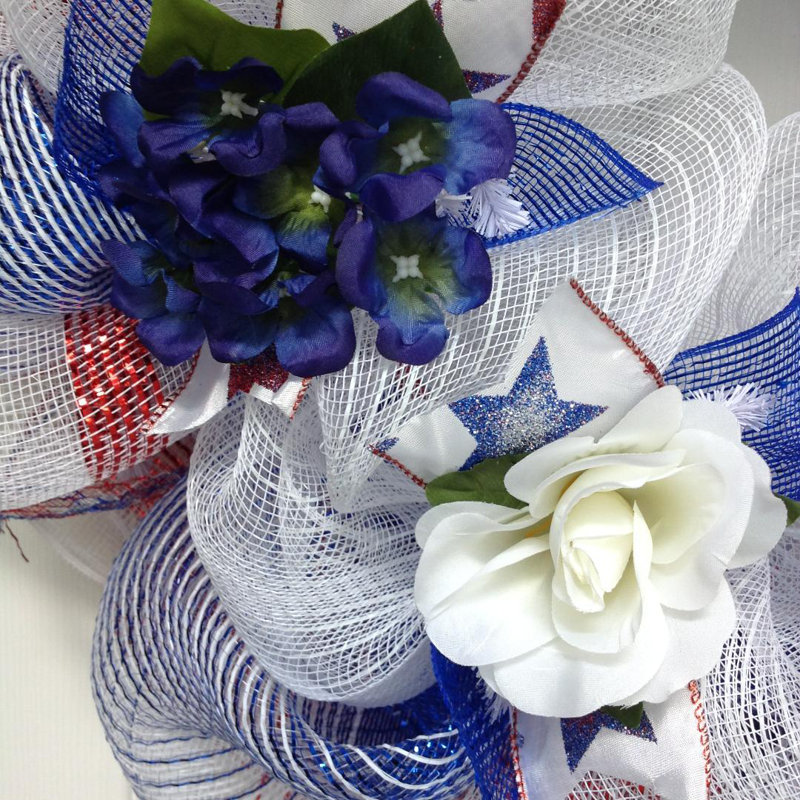 Couronne florale patriotique