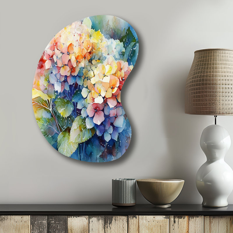 Reproduction de sculpture murale asymétrique en métal Creswell - forme unique d'hortensia, H 31 po x l 22 po