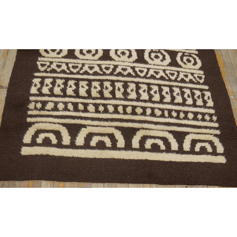 Cute Chocolate Brown Background with Geometric Desing Vintage Art Moderne Rug