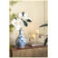Vase en porcelaine bleu et blanc 8,7 x 14,2 pouces avec motifs inspirés de la nature, vase décoratif