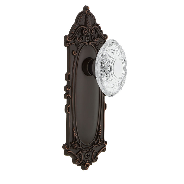Victorian Plate with Crystal Victorian Knob