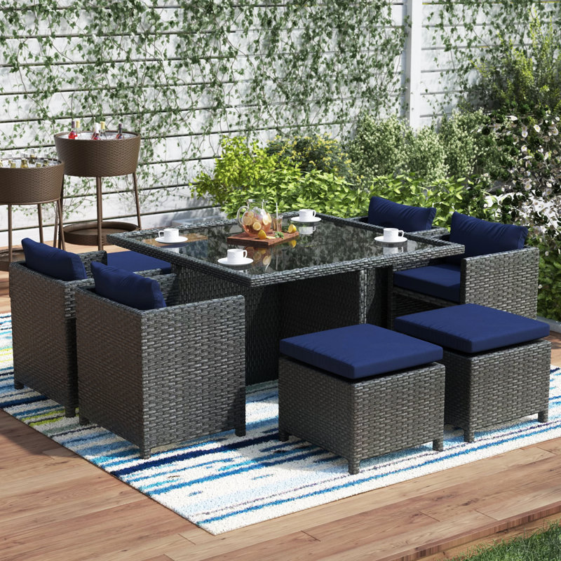 Ensemble de salle à manger pour l'extérieur 9 pièces avec parasol Stopover, Toile bleu marine Sunbrella®
