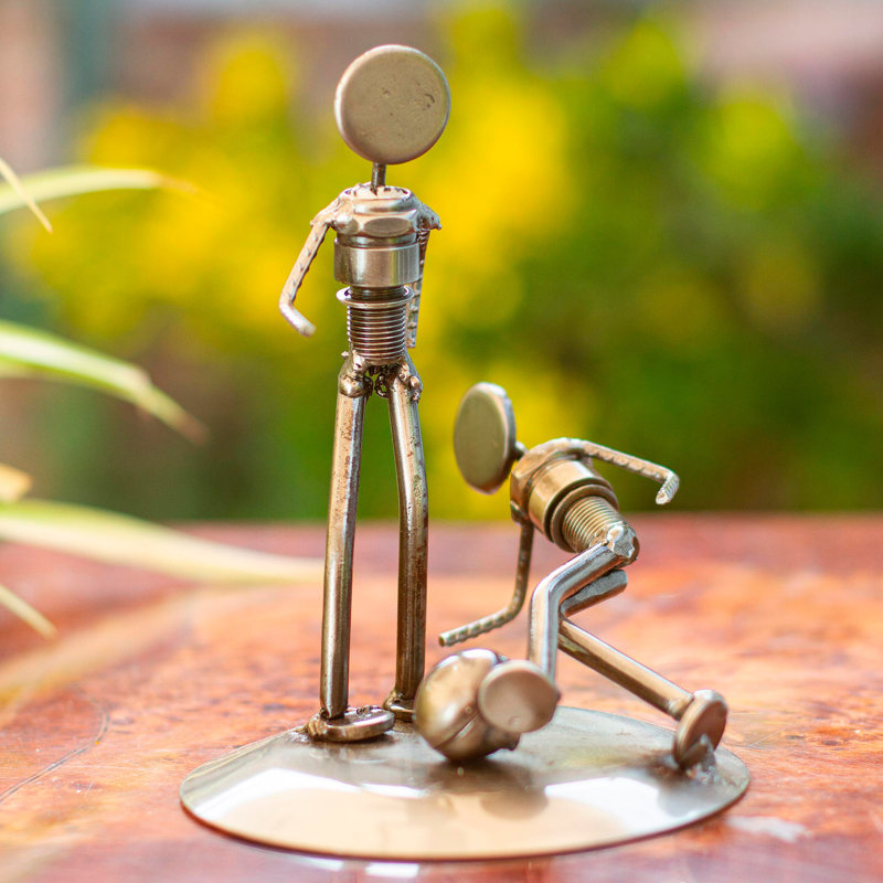Figurine Damali
