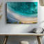 Toile, vue aérienne d'une scène de plage tropicale tranquille avec art mural doux, sable blanc rencontrant doucement les eaux turquoise vibrantes, art mural-185448243
