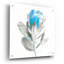  «Spirit Flower 1 Blue C» par Danhui Nai, art mural en verre acrylique, 24 po x 24 po