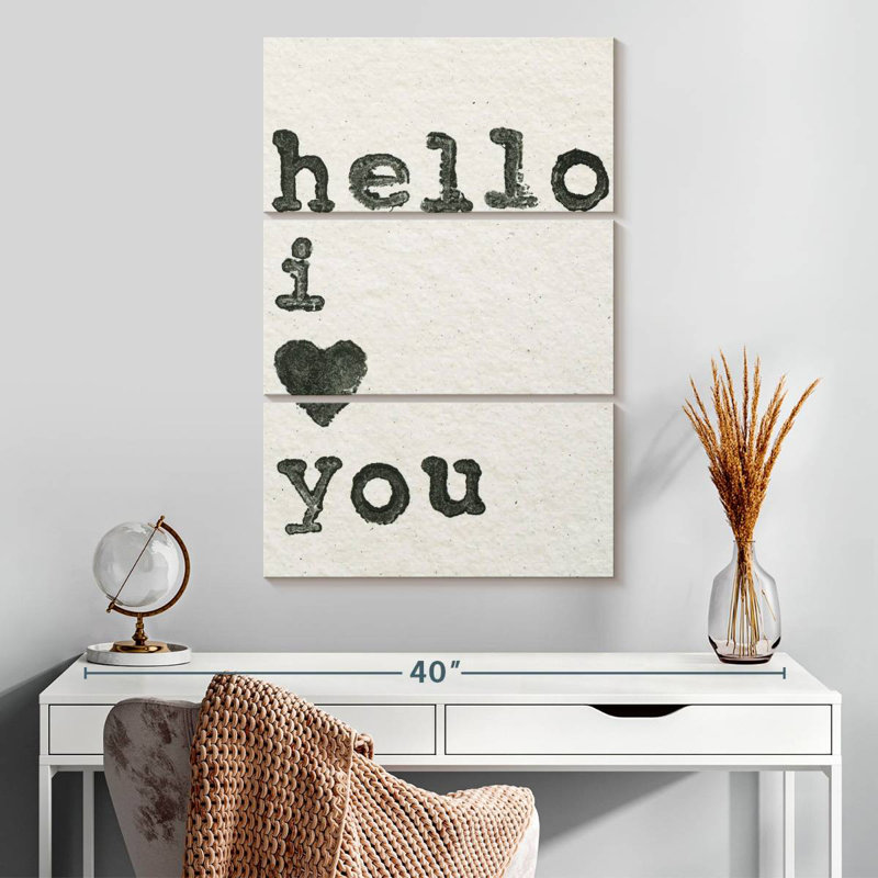Tergel Hello I Love You, H 32 po x l 20 po