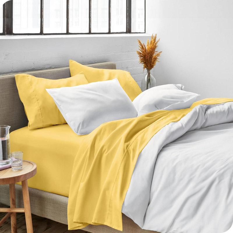 Queen Sheet Set - Luxury 1800 Soft Microfiber Queen Bed Sheets - Double Brushed - Deep Pockets - Easy Fit - 4 Piece Set - Bedding Sheets & Pillowcases