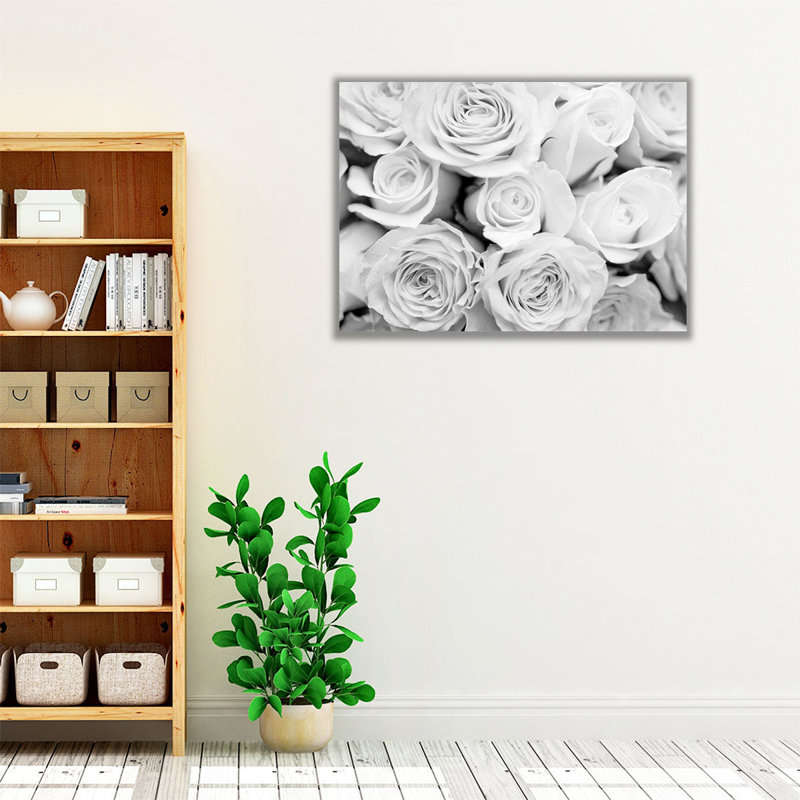 Gros plan sur un bouquet de roses, noir et blanc, reproduction d'art sur toile, H 45 po x l 60 po