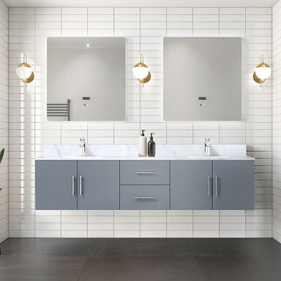 80 po X P 22 po Meuble-lavabo double D 4 portes avec comptoir en marbre de Carrare et robinet