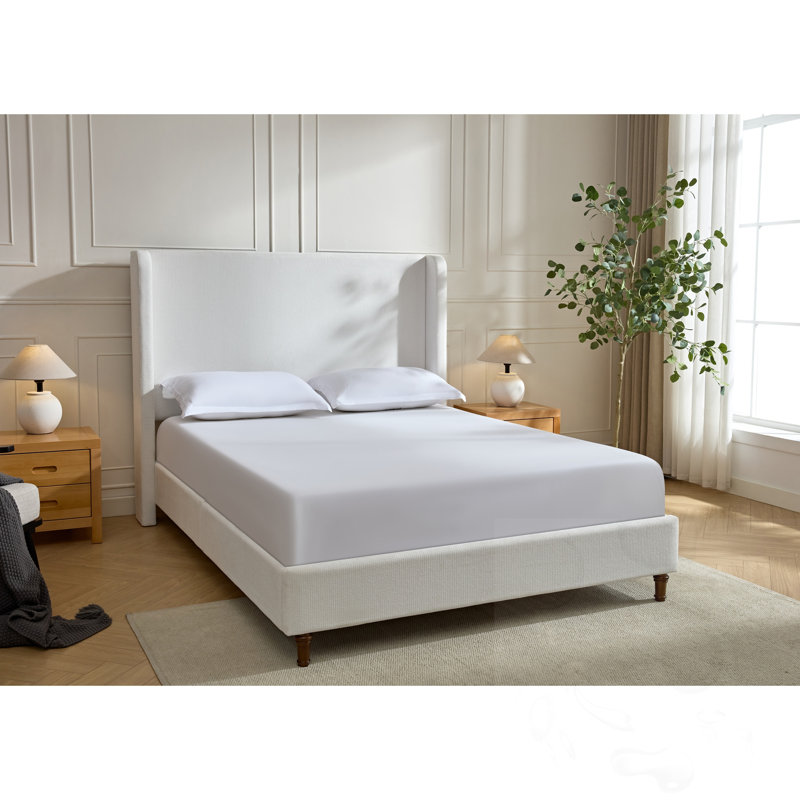 Grand lit en bois avec tête de lit haute et pieds robustes, Grand lit, Blanc, crème