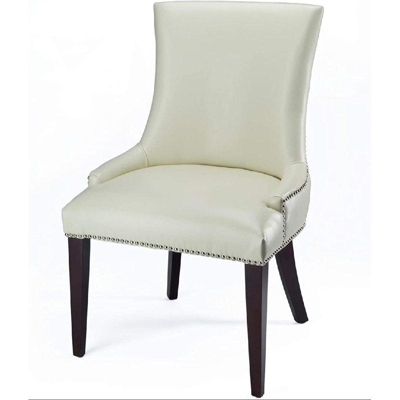 Chaise de salle à manger avec garniture cloutée