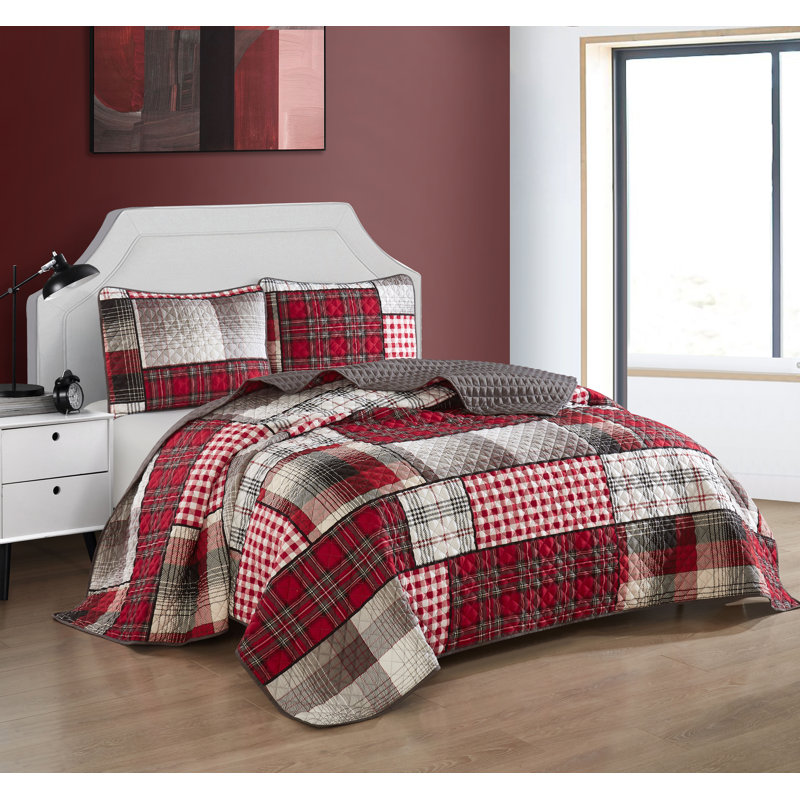 Ashabula Red Microfiber Reversible 3 Piece Quilt Set, Queen Quilt + 2 Shams