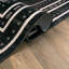 Tapis noir antidérapant à revers pointillé lavable à la machine-510091545