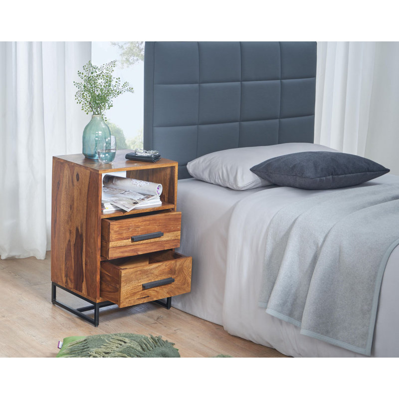 Turbeville 40 cm W Iron Bedside Table