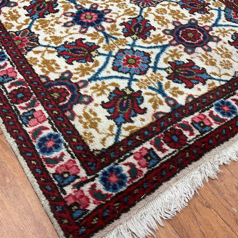Handmade Varamin Wool Rug
