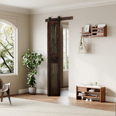 36 po X 84 po Porte de grange coulissante pliable en bois de pin rustique à deux tons avec trousse de quincaillerie Rustic Dark