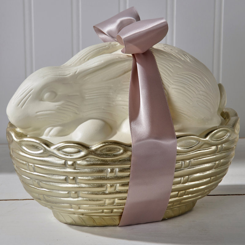 Lapin en résine 8 po dans un panier à œufs en résine 8 po