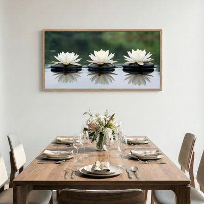 «Water Lilies», reproduction d'art sur toile encadrée de 1 48 po x 24 po